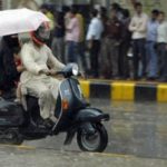 季风中的孟买:拥抱雨水
