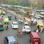 在德里使用Facebook打击危险驾驶