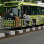 试验了在伊布·快速公交走廊,印多尔,印度。图片由达里奥的绅士。