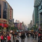 中国人行步道化:恢复步行对健康城市的传统