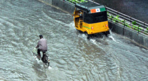 泰米尔纳德邦的季节性波动的水压力:一个国家太多和太少