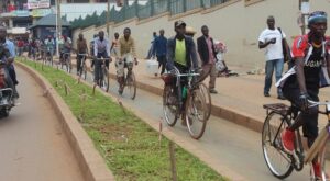 随着冠状病毒的逼近，非洲城市能变得更适合步行和骑自行车吗?