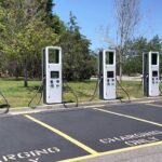 美国各州和城市建立电动汽车充电网络的8种方式