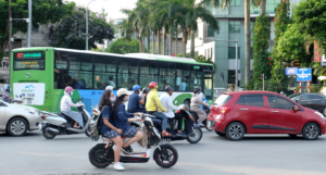更环保,更清洁和更好的越南通过运输脱碳