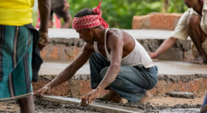 在Odisha创新型就业项目,印度帮助非正式工人通过COVID-19和超越